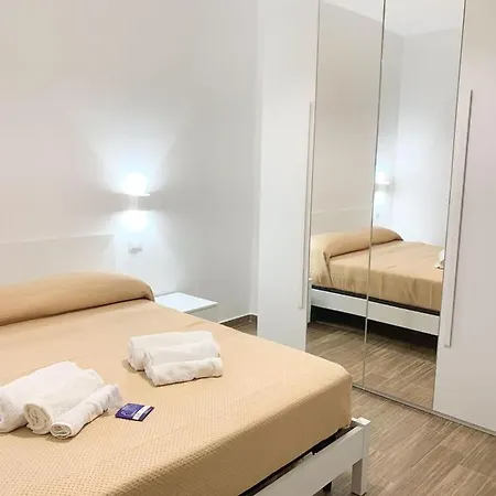 R Pensión 4*