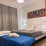 R 招待所 4*