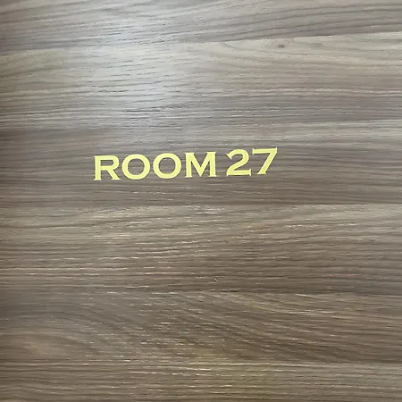 R 4*
